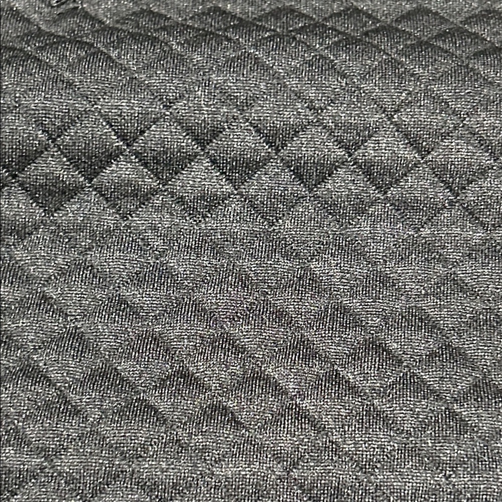 Black Quilted Sweater - Picture 4 of 4
